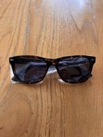 Stylish Tortoiseshell Sunglasses