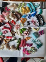 GRAND LOT de CHAUSSURES, pour MANNEQUINS DIVERS