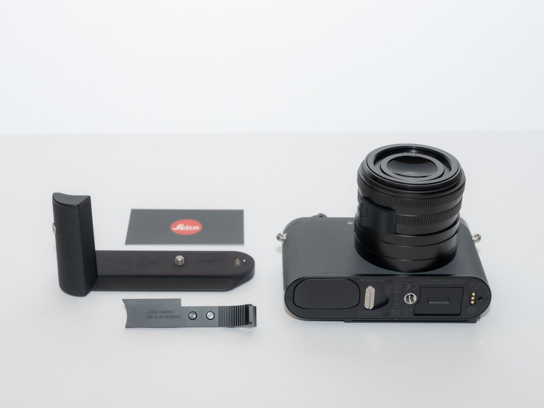 Leica Fotocamera: Leica Q3 43 comme neuf + accessoires – Usato da Lausanne venduto da 1000steps 1