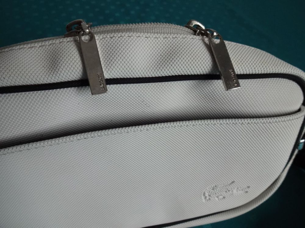 Lacoste Sacs femmes: Lacoste Umhängetasche – D'occasion à Frauenfeld par Riaa 2