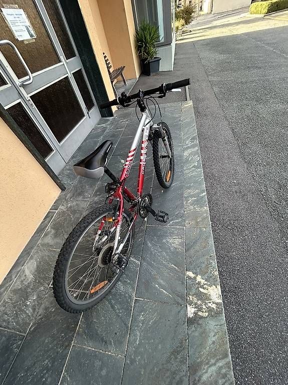 Velos: Vélo enfant  – Gebraucht aus Martigny von reu_t2ln 1