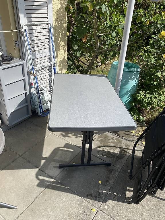 Tavoli: Gartentisch – Usato da Bern venduto da jad_v7zx