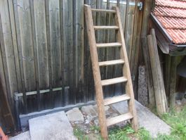 Antike Holzleiter - Treppe