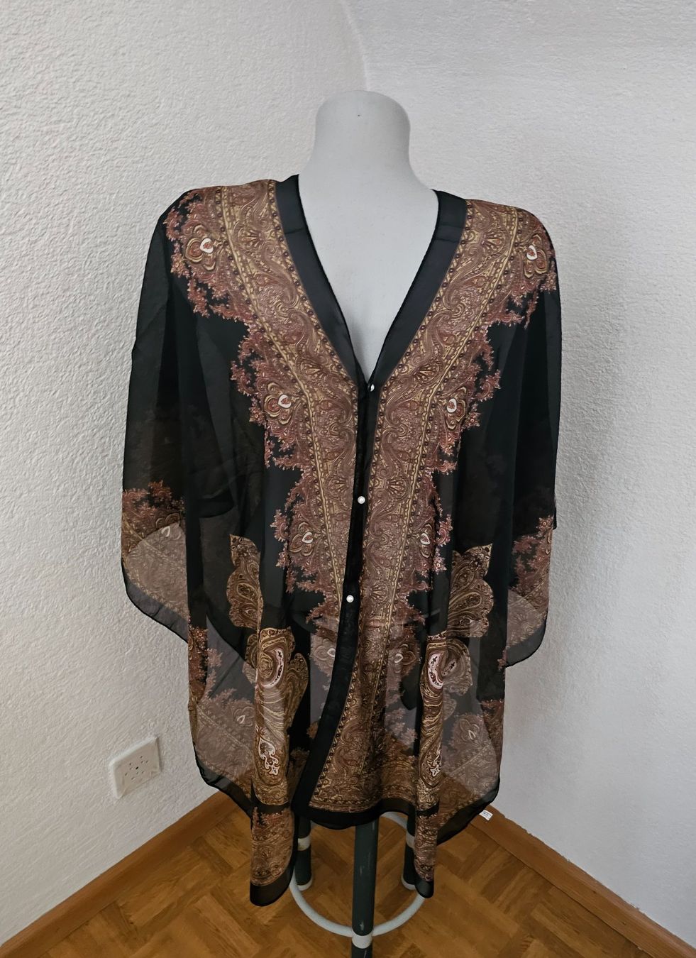 Tuniken: Tunika / Strandkleid / Poncho One Size Paisley – Neu und originalverpackt aus Füllinsdorf von Sunnebliemli7 1