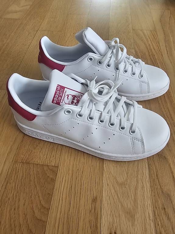 Damenschuhe: Adidas Stan Smith Gr.38 neu – Gebraucht aus Münchenbuchsee von Bussistyle