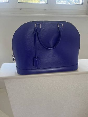Louis Vuitton Alma Handtasche Epi Leder Lila guter Zustand