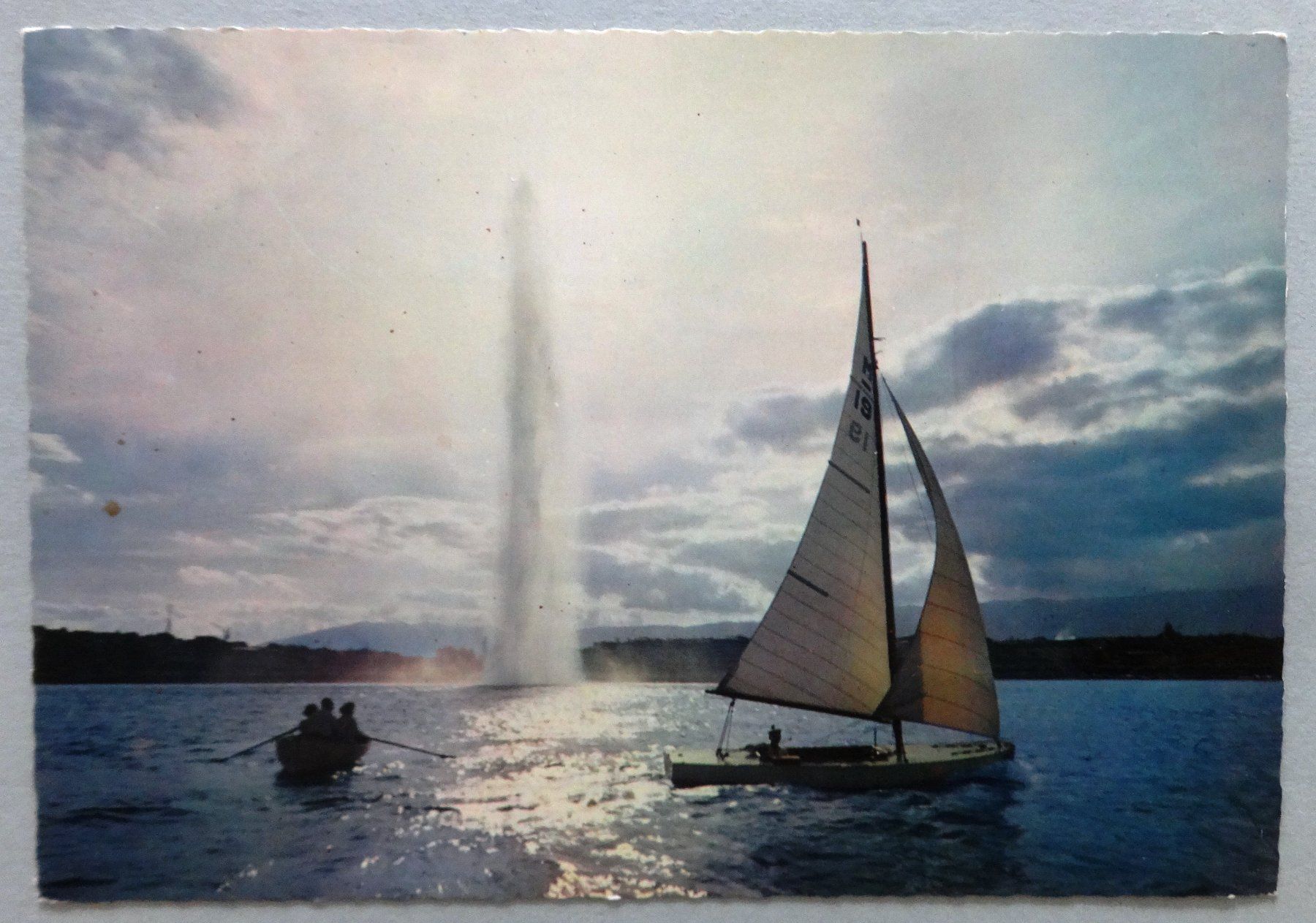 Cartoline postali: Genève - Contre-Jour dans la Rade – Usato da Fétigny venduto da Billy2miny