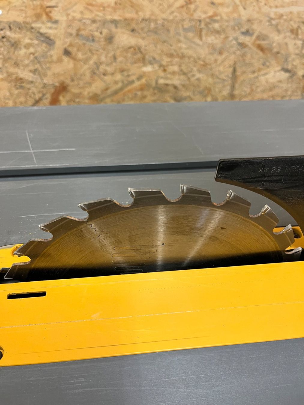 Dewalt Seghe: Dewalt Sägetisch / Tischkreissäge – Usato da Trimbach venduto da Tripoli_Trimbach 1
