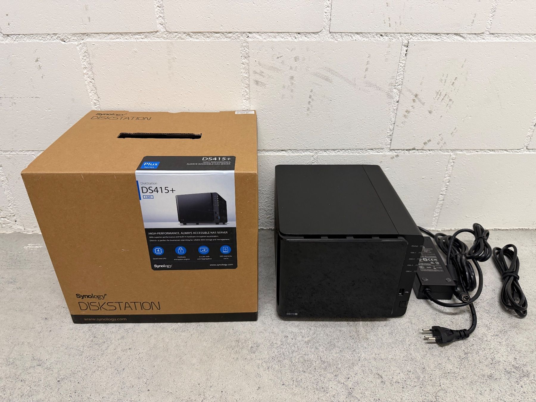 Synology Server: Synology DS415+ – Usato da Niederwangen b. Bern venduto da Leonerb