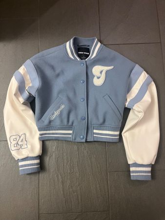 Trendige College Jacke weiss/hellblau in Gr. S