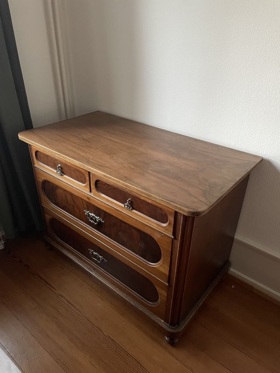 Kommoden: Kommode Holz – Gebraucht aus Winterthur von Kingori