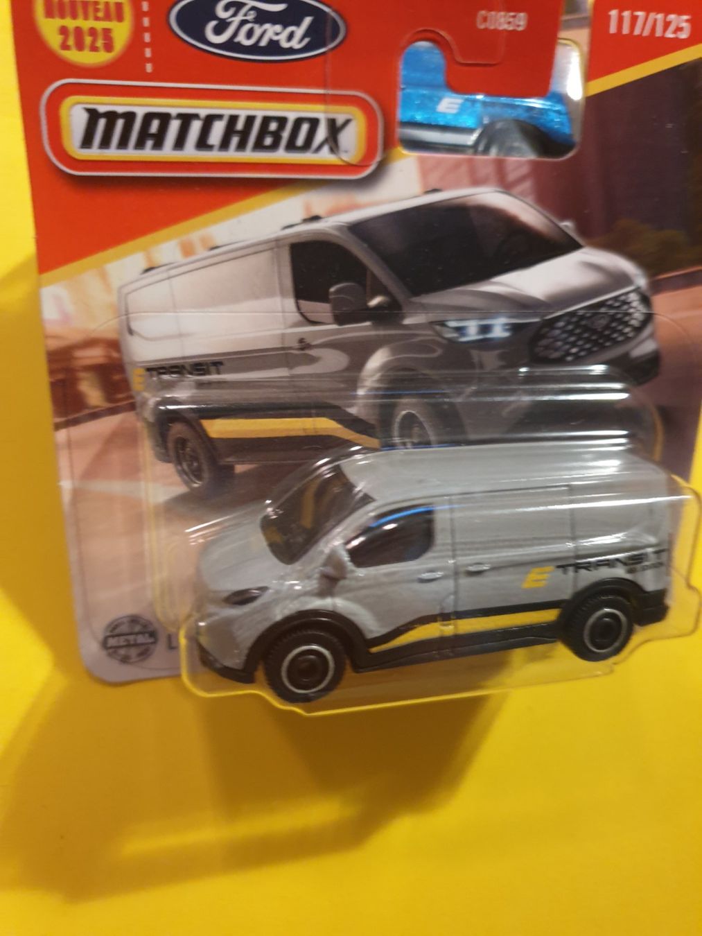 Matchbox Modellini d'auto: 2 x Matchbox 2023 FORD E-TRANSIT CUSTOM – Nuovo e nell'imballaggio originale da Oftringen venduto da Rotor 4