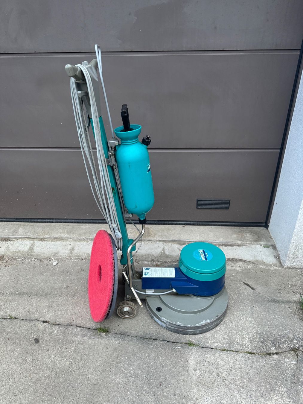 Toutes les machines: Wetrok-Servomat 515 HS ( taski cleanfix numatic) – D'occasion à Brugg par Vwtiguan1- 1