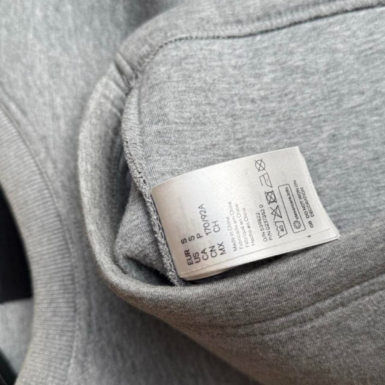 Alexander Wang Pullover & Sweatshirts: Original Alexander Wang grey sweatshirt – Gebraucht aus Erlach von VerkaufX 3