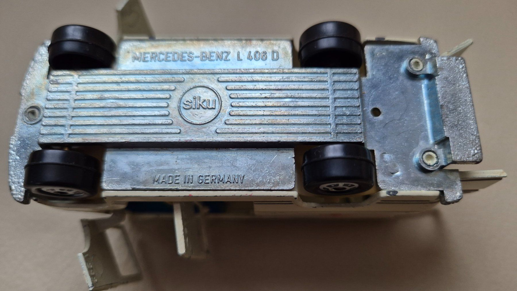 Siku Modellini d'auto: Siku Modell MB 408 D – Usato da Jona venduto da petzi2 3