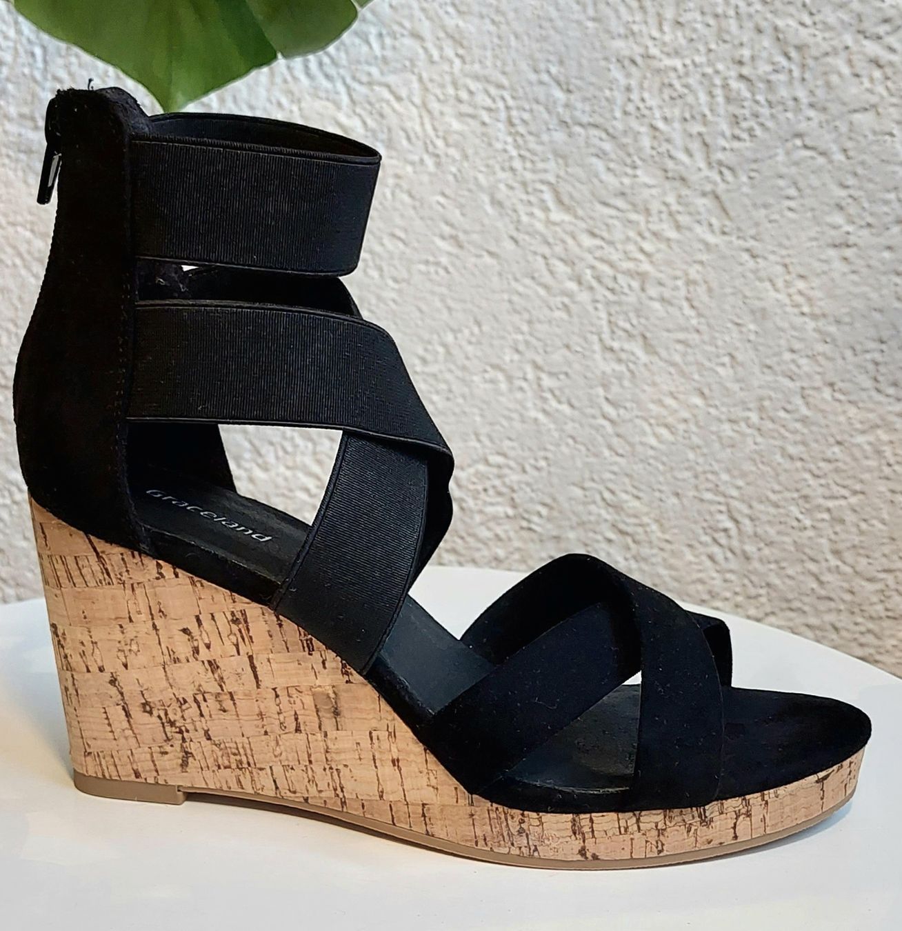 Graceland Scarpe da donna: Keilsandalette Black Gr 37 - NEU – Nuovo e nell'imballaggio originale da Zizers venduto da toasty01