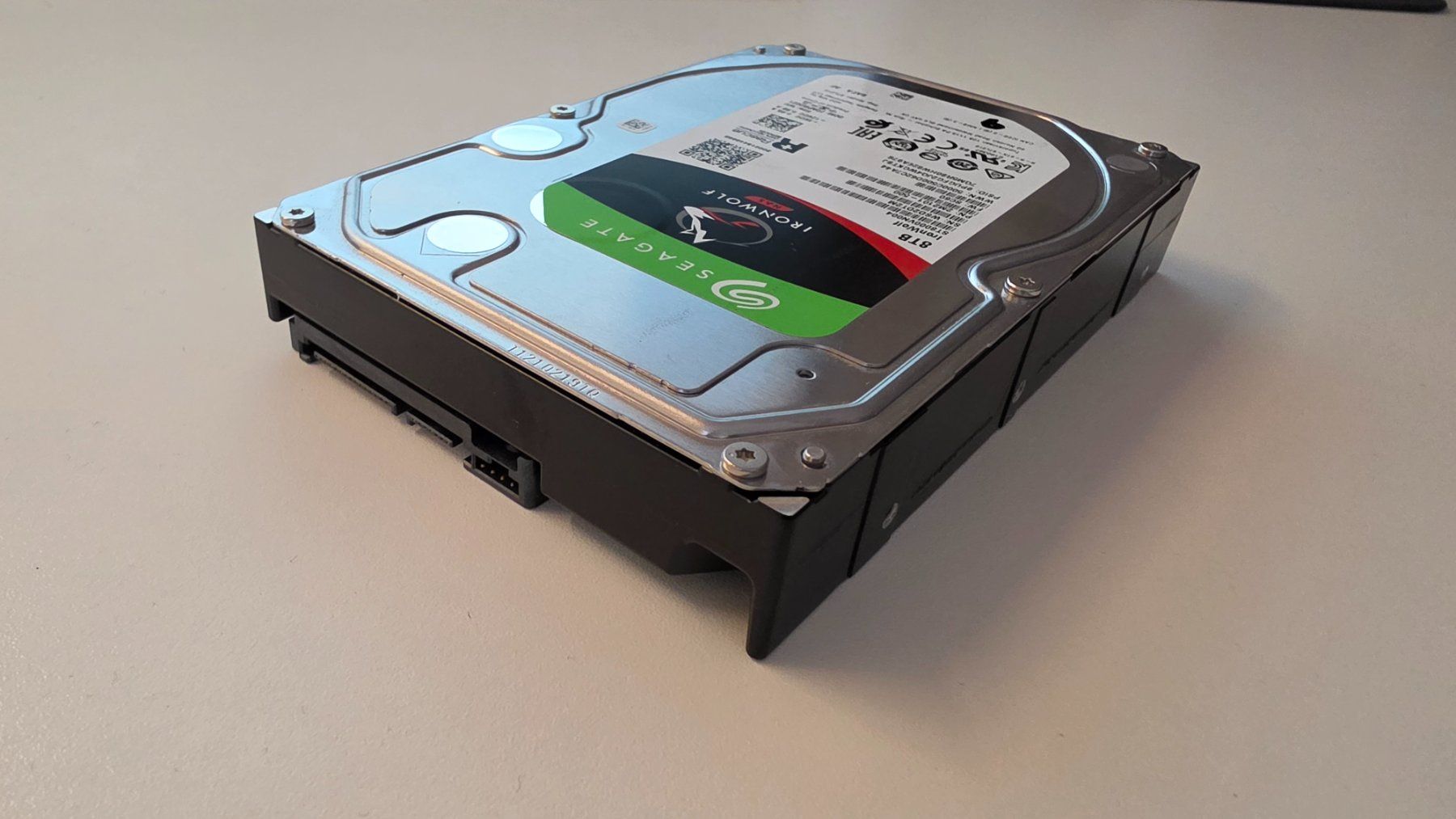 Seagate Disques durs: 8TB HDD Seagate Ironwolf NAS – D'occasion à Künten par Thozogg 1