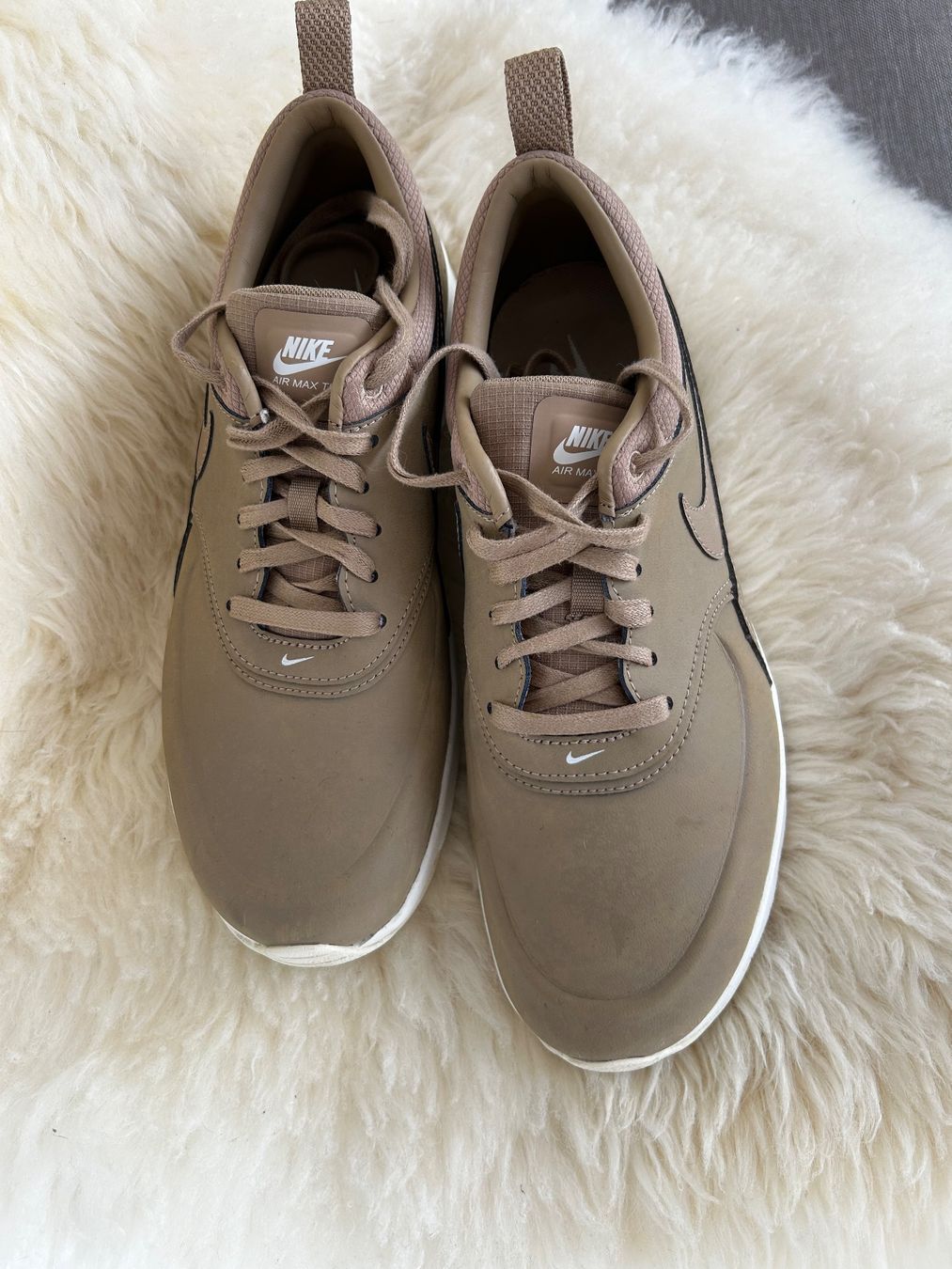 Nike Scarpe da donna: Nike Air Max Thea Sneaker Gr. 38 – Usato da Roggwil BE venduto da Jessica085 1