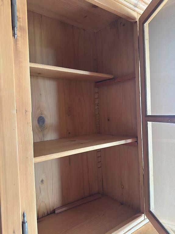 Credenze: Bauernbuffet aus Holz mit Vitrine – Usato da Fehraltorf venduto da nyf_g869 4