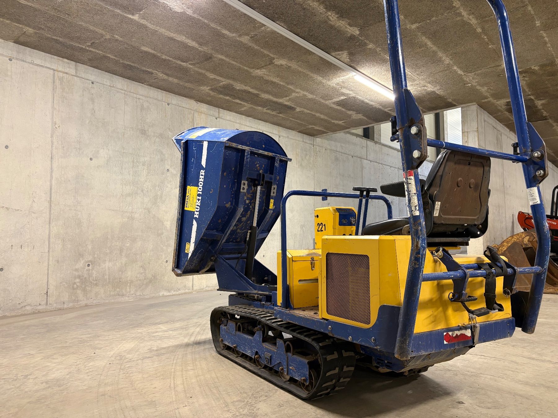 Hutter Escavatori: Raupendumper Huki 100 – Usato da St. Erhard venduto da Bre-26 2