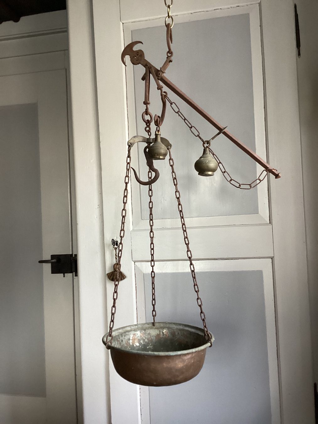Bilance e pesi: Alte Balkenwaage mit Kupferkessel – Usato da Flaach venduto da Anthony1764