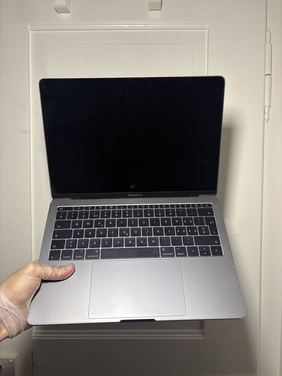 Apple Notebook: MacBook 2016 – Usato da Wallisellen venduto da mig_285m 1
