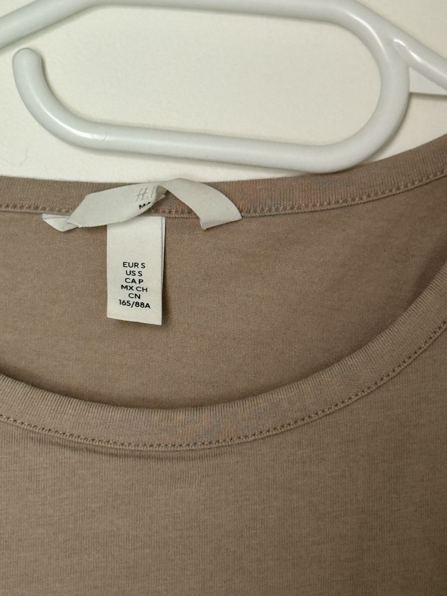 H&M Top: Haut allaitement H&M – Usato da Monthey venduto da sen_6ckr 1