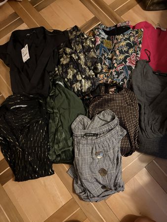 9 Zara Kleider XS