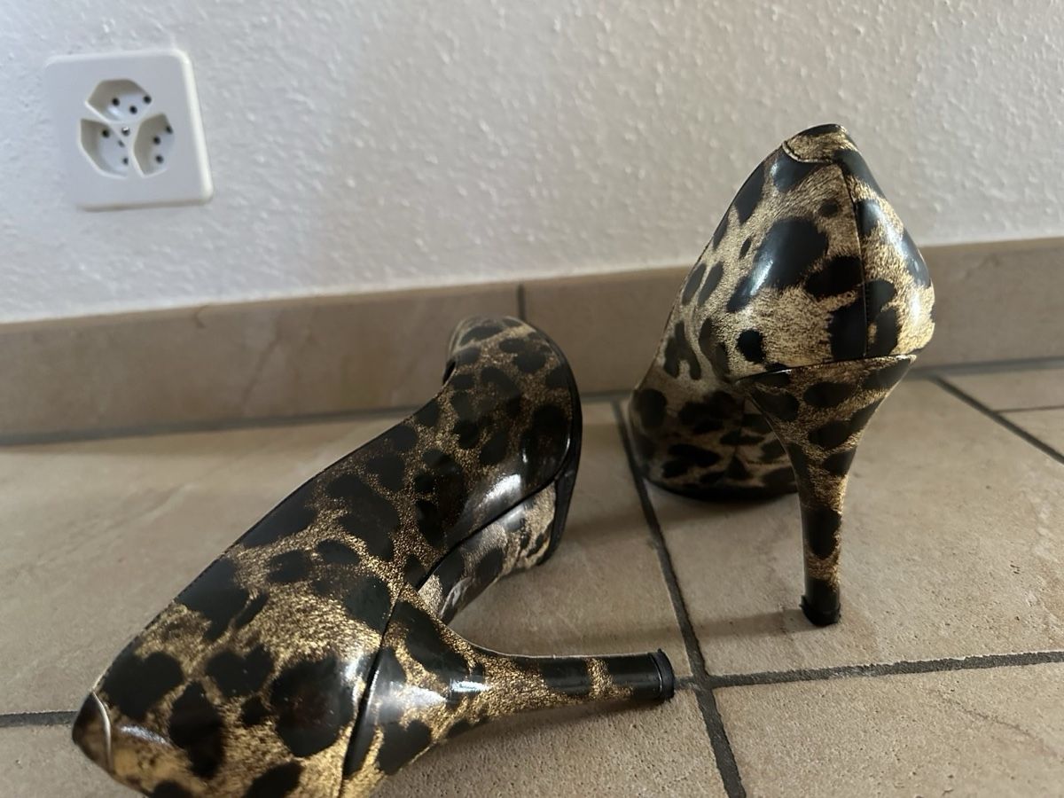 Pompe & Parti di ricambio: Dolce & Gabbana leopard print pumps Size 38 – Usato da Forch venduto da sba_g2b8 5