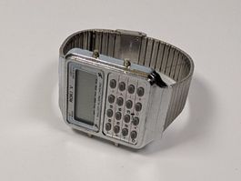 Vintage Roki V Taschenrechner-Uhr