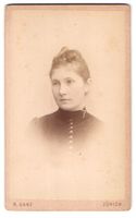 Fotografie R. Ganz, Zürich, Hübsches F