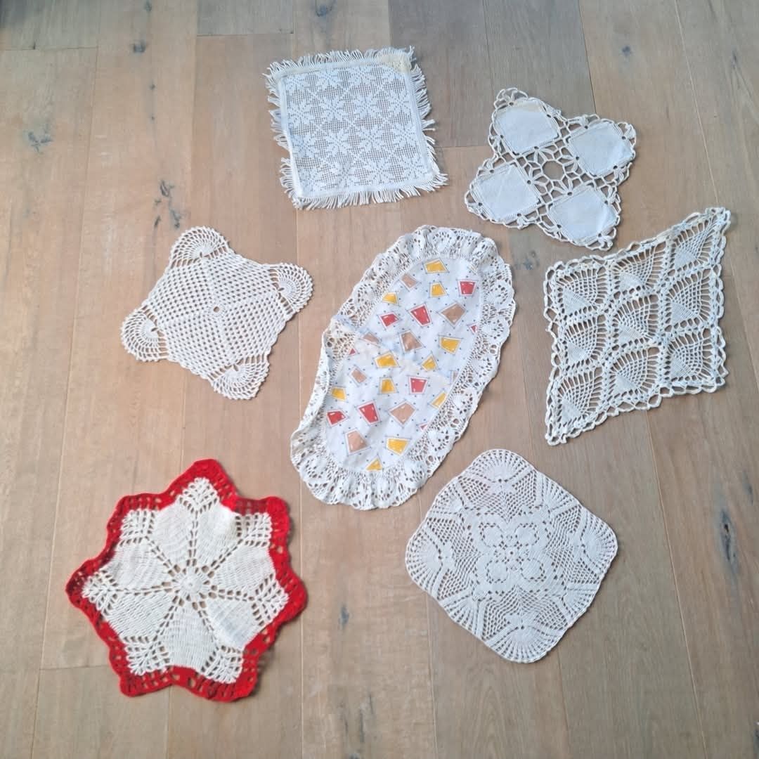 Untersetzer: 7x Spitze Deckchen Set  – Gebraucht aus Kriegstetten von Jakasi