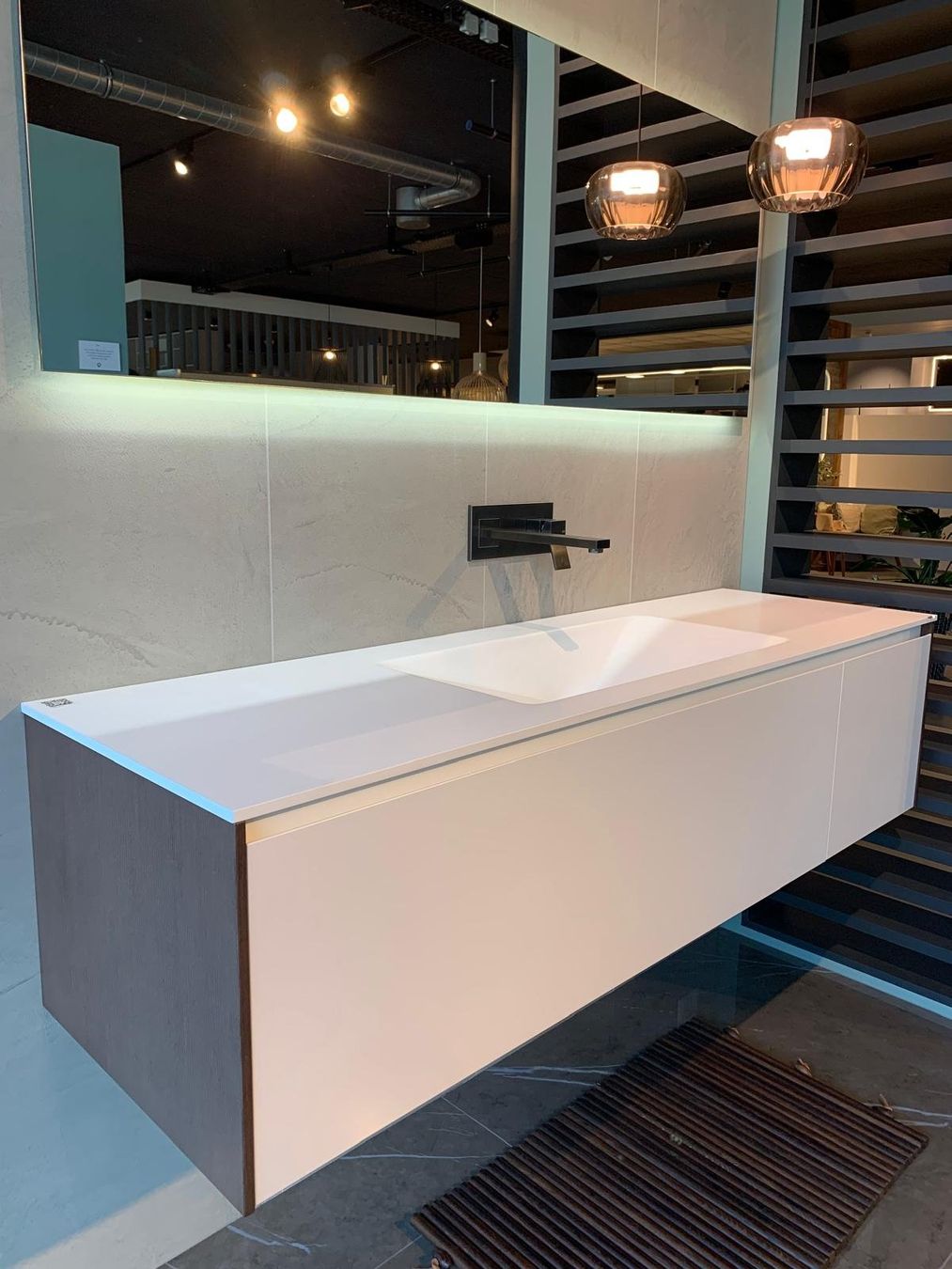 Mobili per bagno: AGAPE Waschtischanlage – Nuovo (secondo la descrizione) da Stans venduto da AQWA_AG