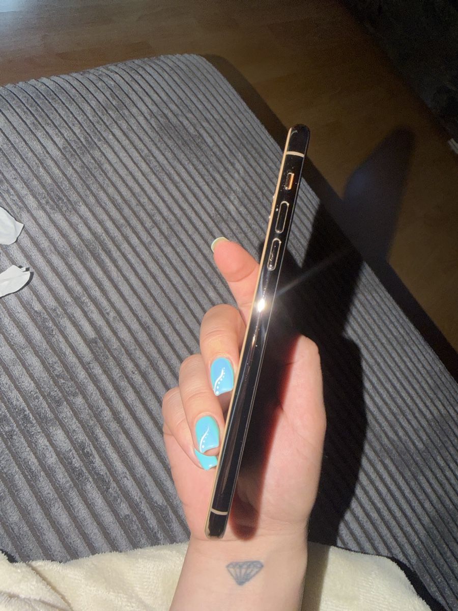 Apple Handys / Smartphones: iPhone 11 Pro Max Gold gebraucht – Gebraucht aus Schübelbach von ritualsx3 2