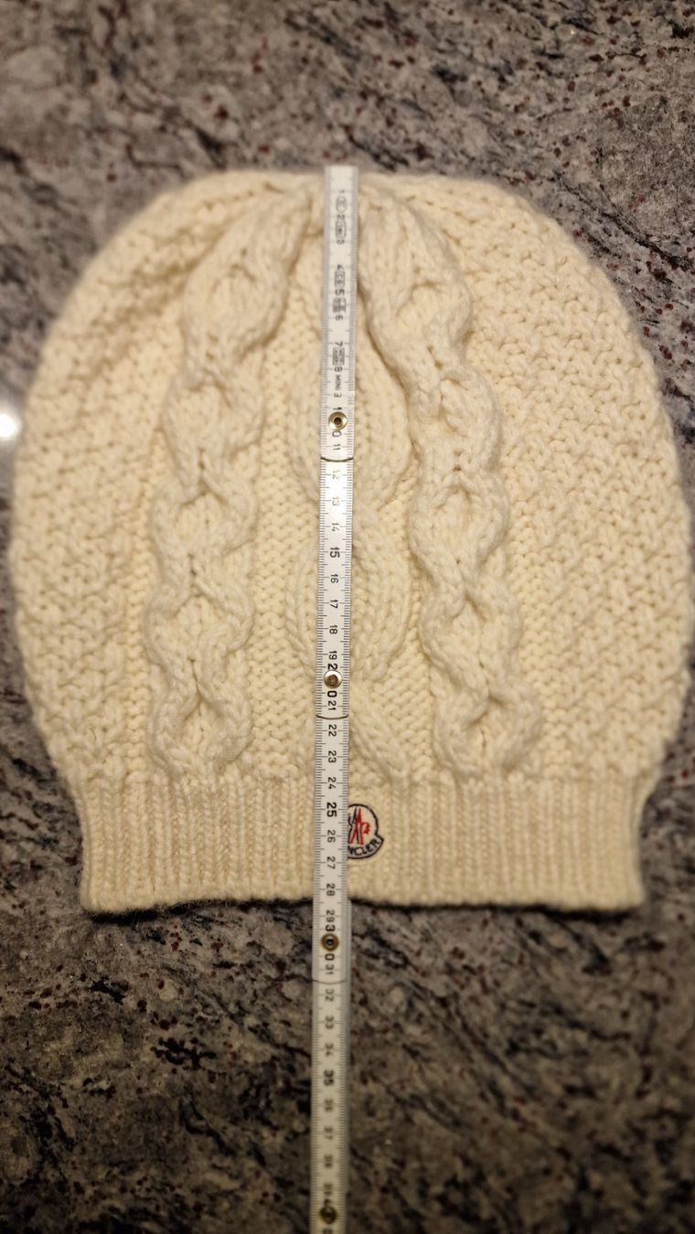 Moncler Copricapi, berretti & cappellini: Beanie von Moncler – Nuovo (secondo la descrizione) da Ehrendingen venduto da leo875 6