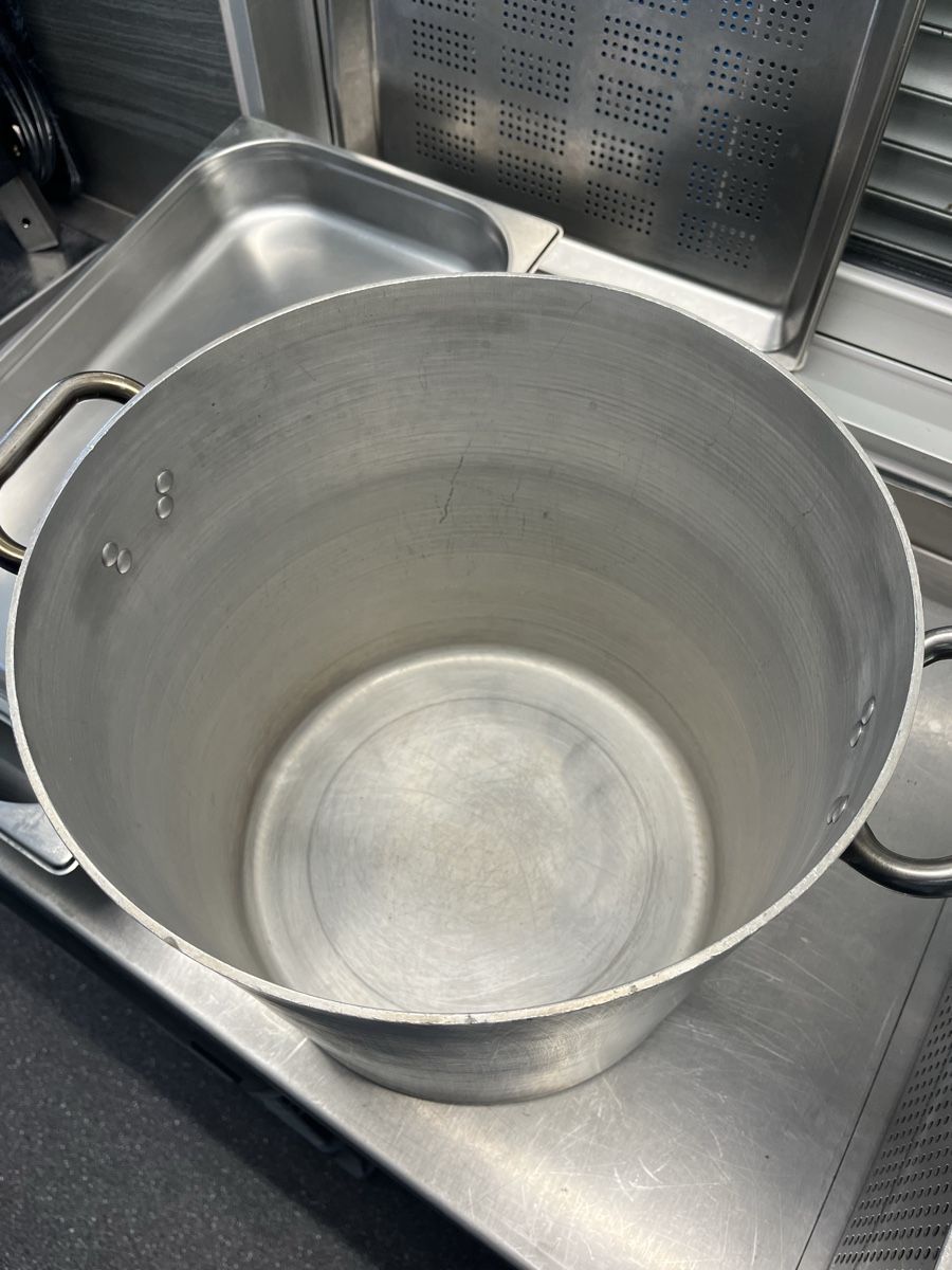 Pentole: Aluminium Kochtopf Pfanne – Usato da Sursee venduto da Carisma3 1
