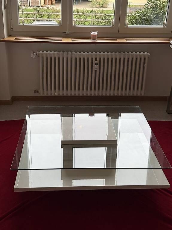 Tavoli: Couchtisch mit Glasplatte – Usato da Muttenz venduto da aid_ypp6 2