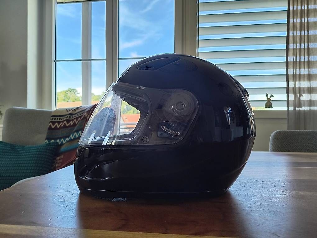 HJC Casques & visières: Motorradhelm in top Zustand! – D'occasion à Glattfelden par jul_w6p9 1