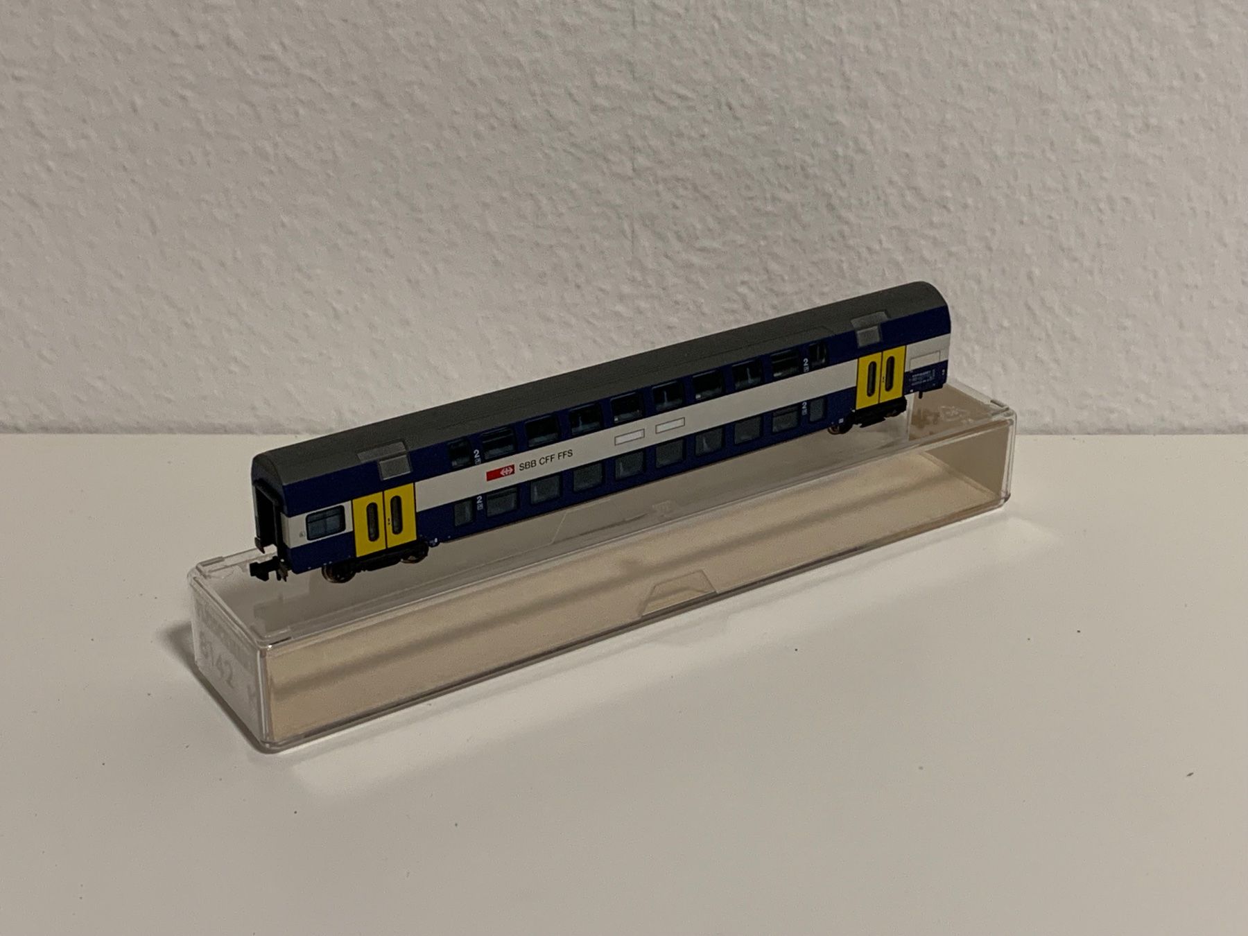 Fleischmann Modellini di ferrovie: Fleischmann DPZ 2. Klasse Doppelstock Wagen SBB – Nuovo (secondo la descrizione) da Neuenegg venduto da Mazdanier