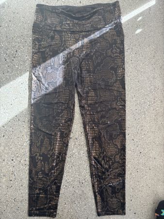 Pantalon/Legging motif serpent XL, parfait pour le printemps