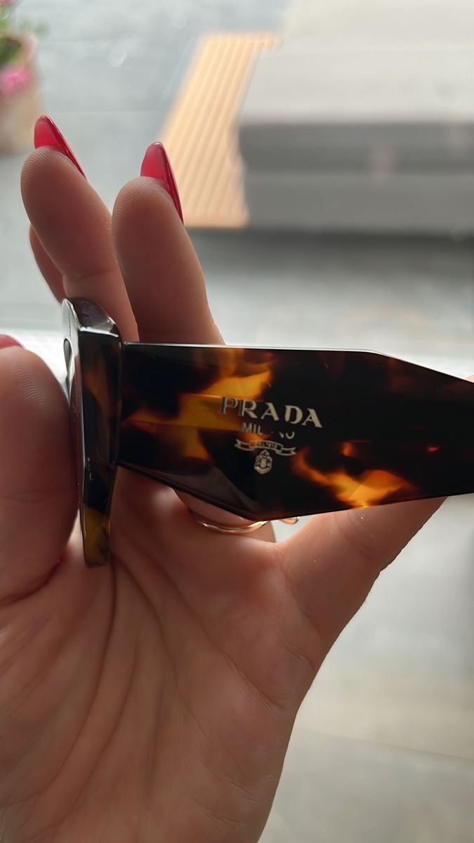 Prada Occhiali & Lenti: Prada Sunglasses – Usato da Burg AG venduto da sha_f257 1