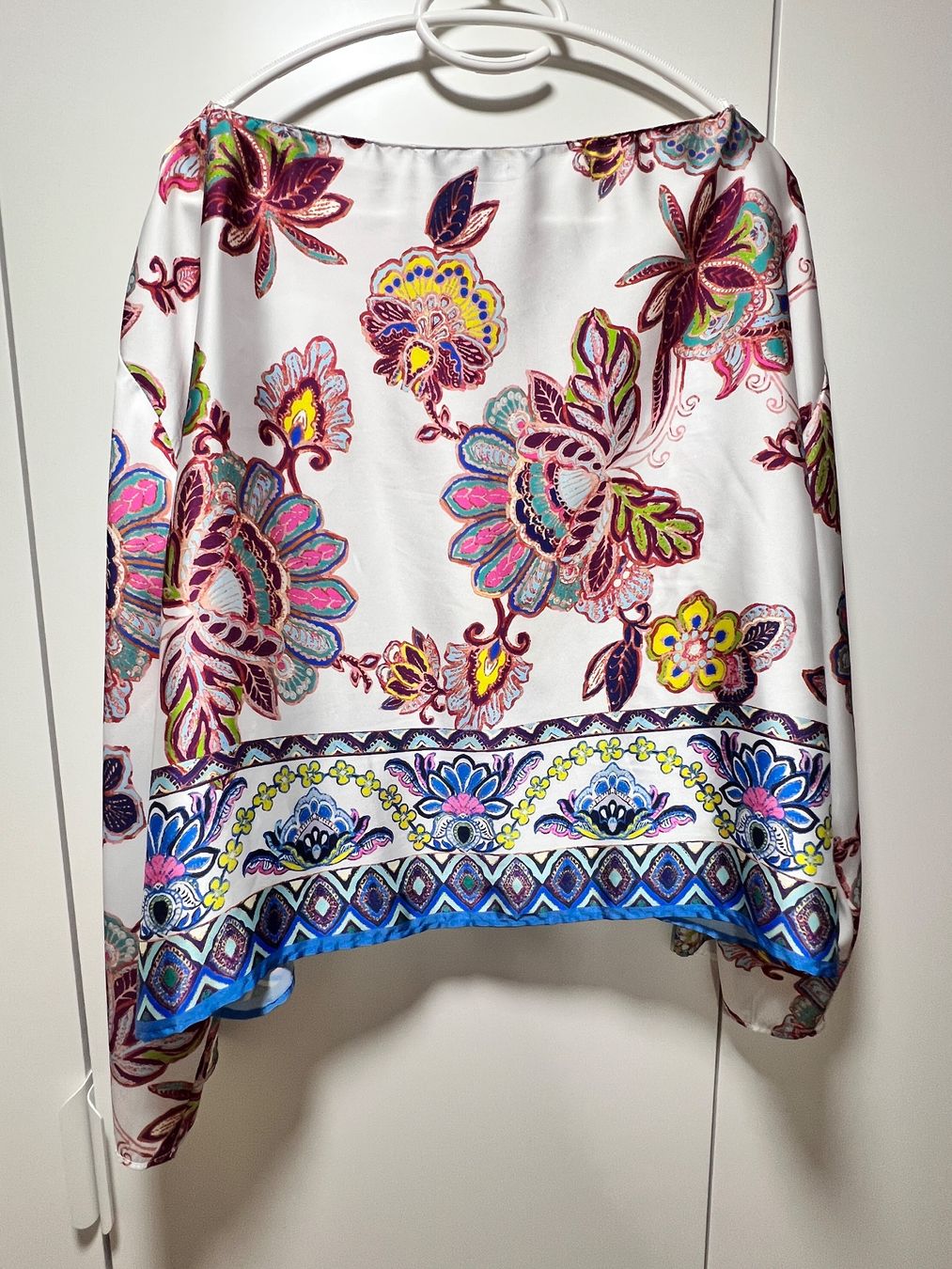 Zara Camicette: Bluse, Gr. XL, Zara, 1 mal getragen. – Usato da Teufen AR venduto da Maleaa 2