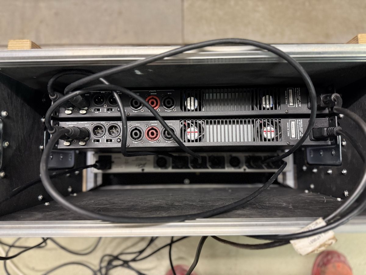 Verstärker: 2x digital Sync Amp, Peavey aktivweiche – Gebraucht aus Zofingen von Freewilli78 1
