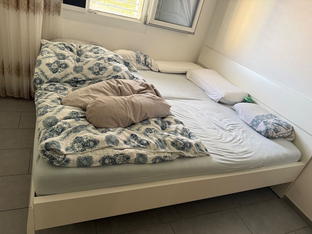 Bett 180x200 inkl. Matratzen und Lattenrost (Gebraucht) in Kreuzlingen für CHF 1 – nur Abholung auf Ricardo kaufen