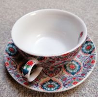 Porzellan Teetasse mit Unterteller, Cha Cult