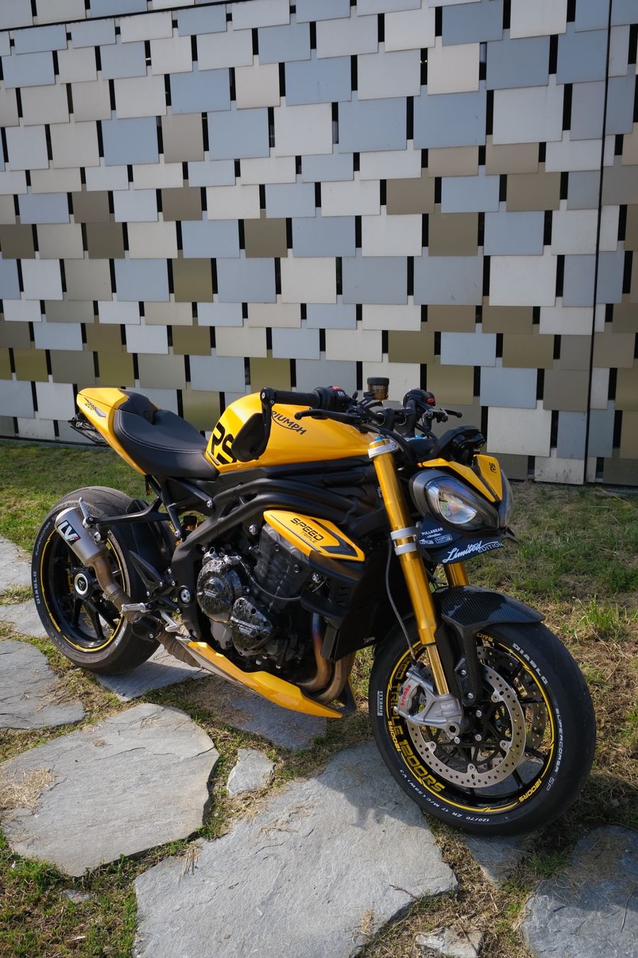 Triumph Strada: Triumph Speed Triple 1200 RS – Usato da St-Séverin venduto da Miss_portista 3
