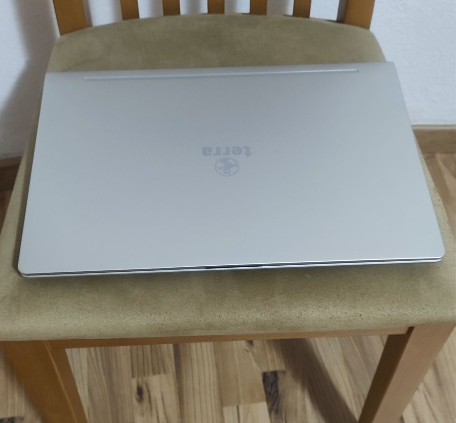 Notebook: TERRA MOBILE 1550 – Difettoso da Pedrinate venduto da ipe_bgt7 1