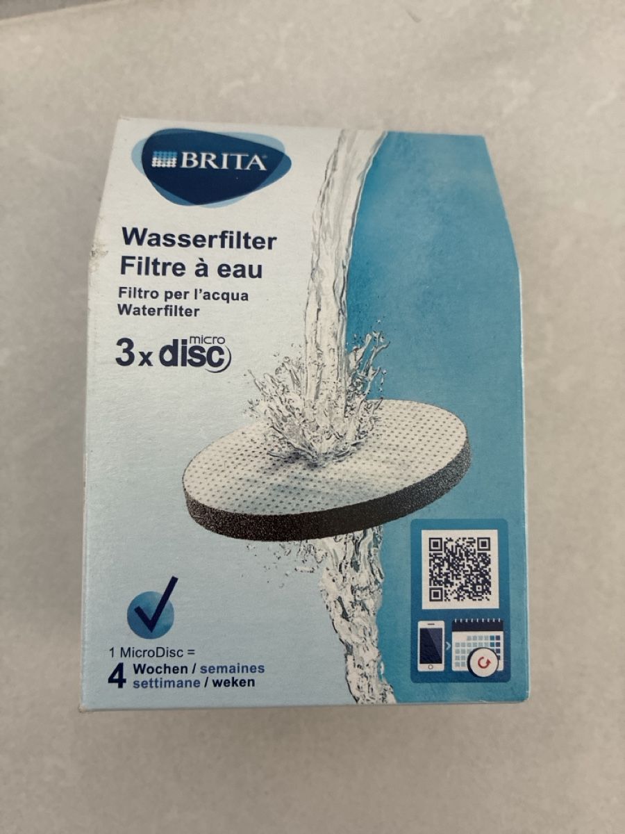 Installations sanitaires: Brita Wasserfilter Karaffe mit 3 MicroDisc Filtern, top – Neuf (Voir description) à Pfäffikon ZH par Shona 1
