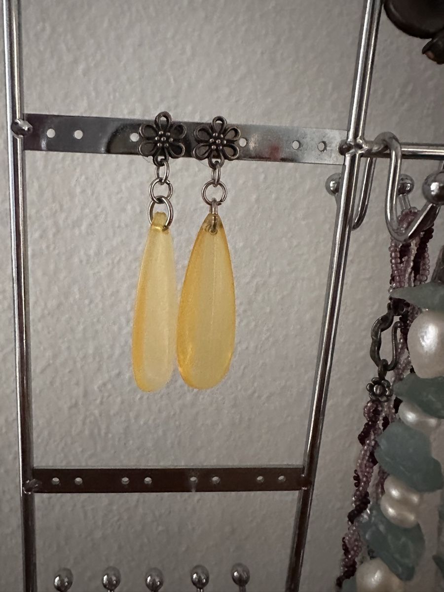 Ohrringe & -stecker: Ohrstecker gelb – Neu (gemäss Beschreibung) aus Winterthur von Unglaublich321
