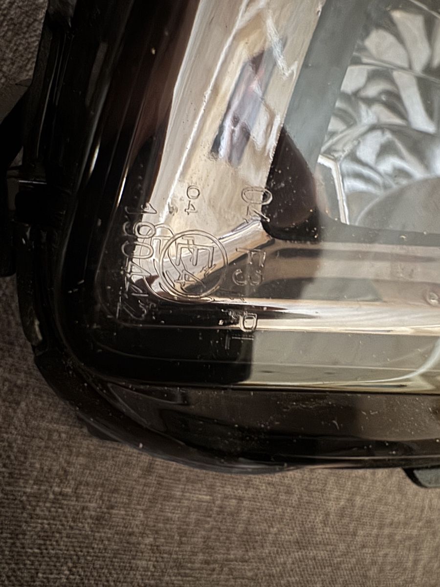 Volkswagen Tutti pezzi di ricambio auto: Golf 6 GTI Nebelscheinwerfer Smoke – Usato da Sumvitg venduto da arm_myp2 4
